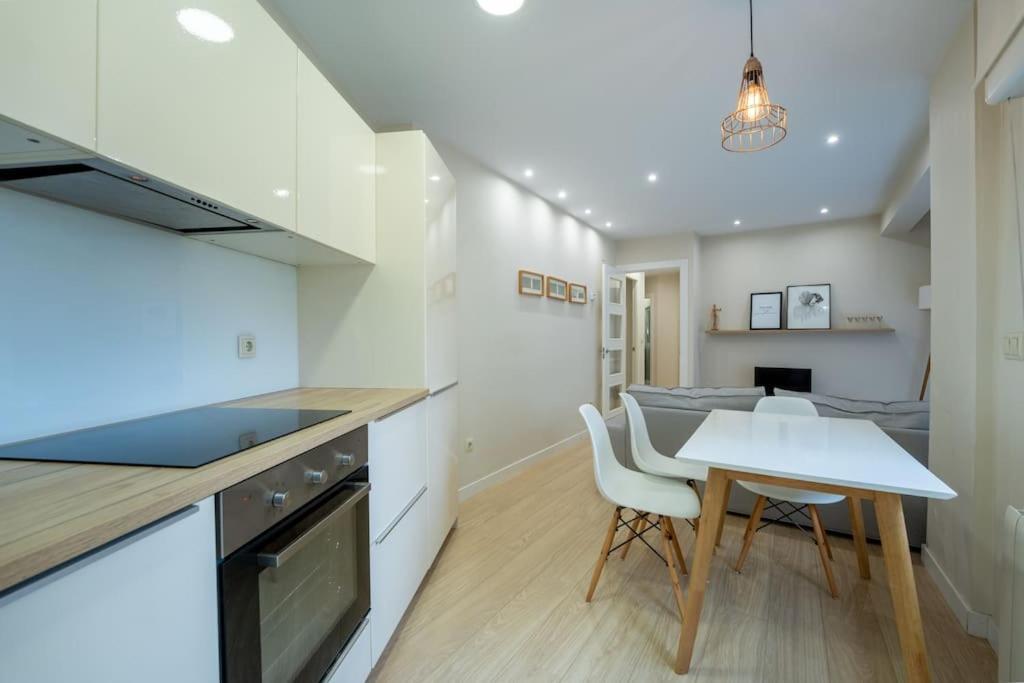 Appartamento Central Comfort Santander Esterno foto
